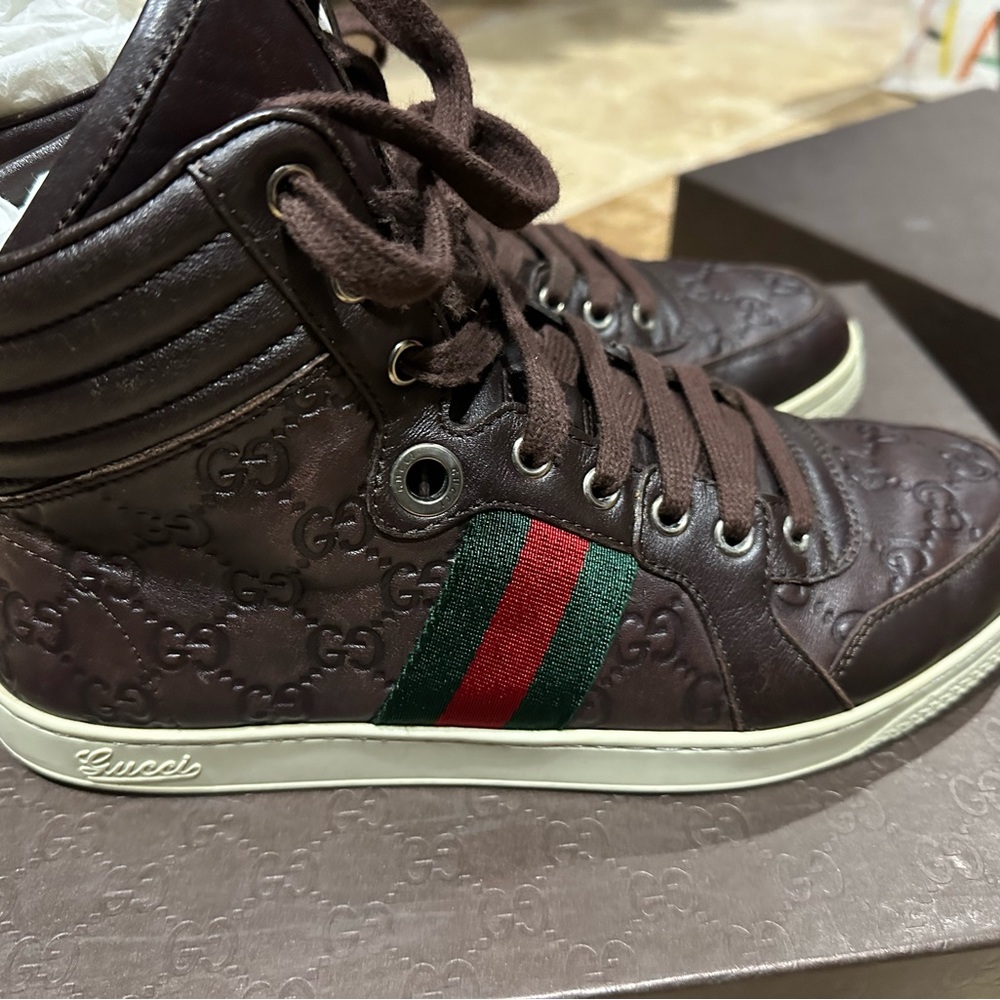 Men’s Gucci hightop Guccissima sneakers size 8